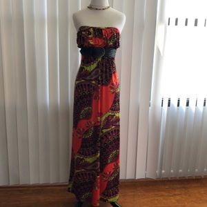 Maxi strapless dress by Snap